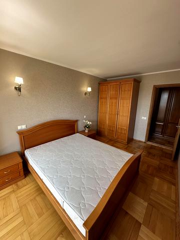 Голосіївський просп. (40-річчя Жовтня), 15-А