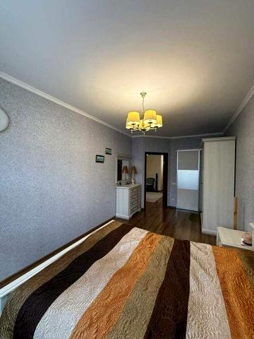 Простора 2к-квартира на Розсошенцях з 3 паркомісцями — $80 000
