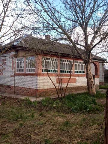 Продам гарний будинок в с.Халявін