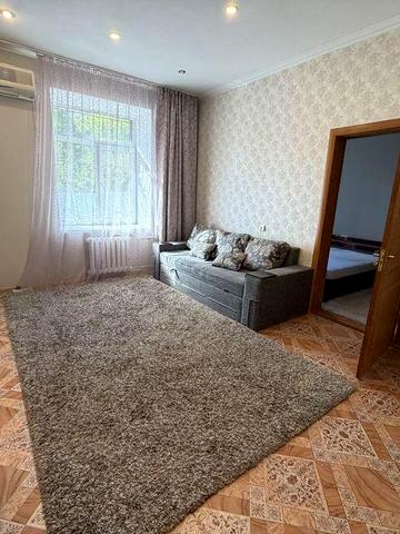 Соборна/М.Кропивницького 2к квартира в оренду 1 поверх. Самий центр