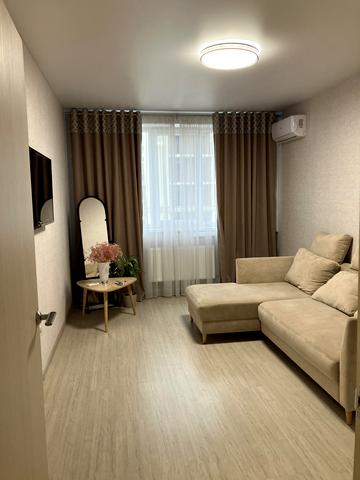 Михайла Грушевського вул., 30в