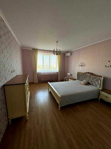 Світла, тепла 2к квартира, вул. Симоненко, 4В