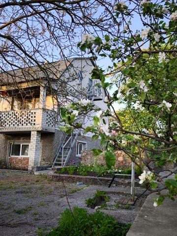 `Продам 2х поверховий будинок 144м.кв у Потоках, 30 сотів. прив.землі