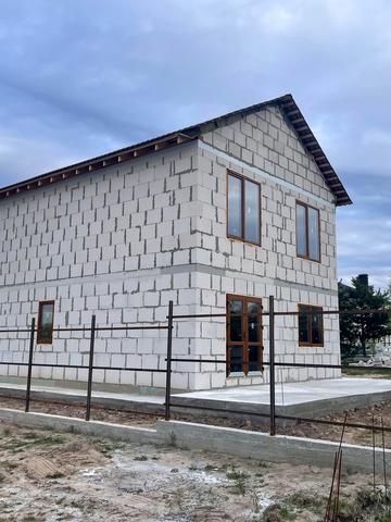 None 120000 USD