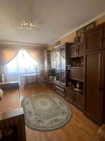 Продам 2 к квартиру  на вул.Тростянецька 6а  м.Харківська