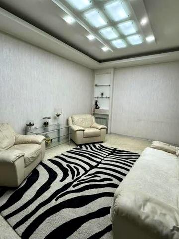 Продам 4 комн кв в центре, Медицинская, 1/11 ЖК Медицинская