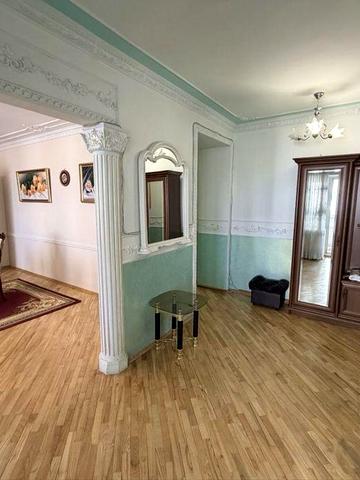 Продам 3 кімнатну квартиру ст.м. Святошин