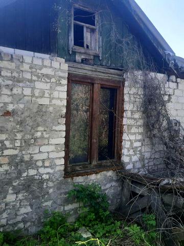Продам ветхий дом  в селе Тарановка