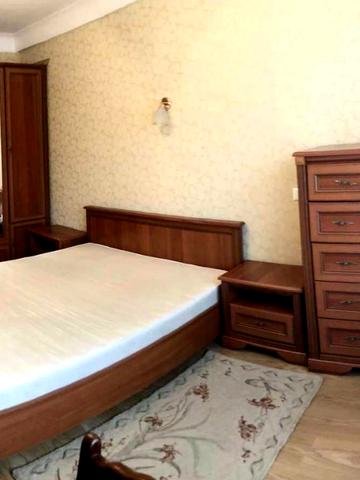 Мечникова вул. (Кловський), 8