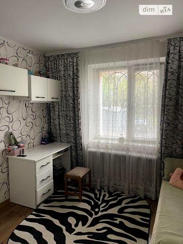 Продаж 3к Квартира Дмитра Майбороди (Збишка) вулиця