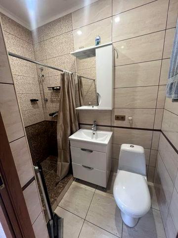 Продам 3 кімнатну квартиру з ремонтом