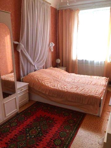 Продам 2 комн. кв-ру в п. Эсхар, центр, пл. 50 м2