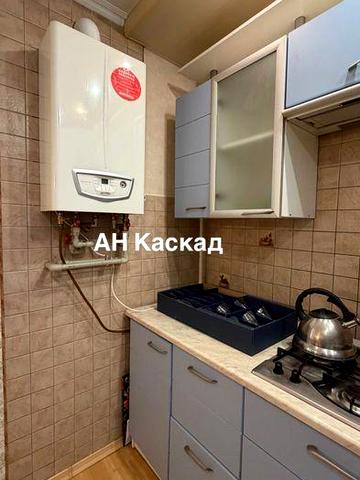 Реальная.Продам 3 х  комнатную квартиру Героев Харькова 64а