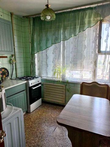 Продаж 3к квартири на Володимира Івасюка, 44