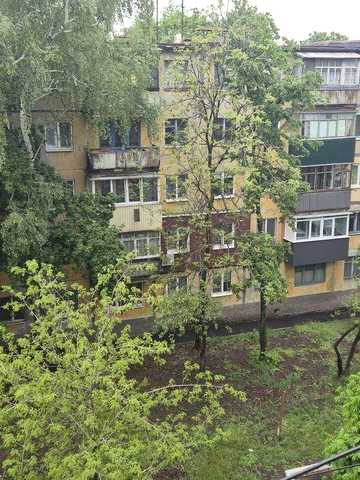 Продам 3х комн квартира 5/5-эт дома у. Терещенко Федоренко ост. Восход район Севгок Терновской! ЖК Уют-2011