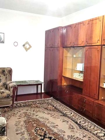 Оболонь вул. Иорданська,9 1к, чистенька,добрий стан, вільна