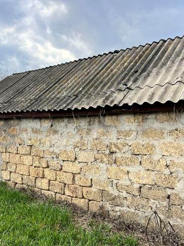 Будинок в Броварському районі в селі Мокрець під відновлення