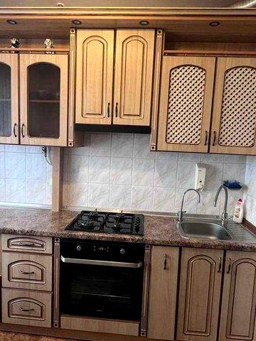 Продаж 3х кім. квартири з ремонтом район Савчука