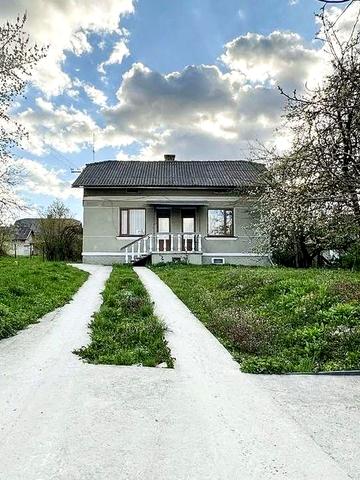 Продаж цегляного будинку біля Трускавця ( с. Солець)