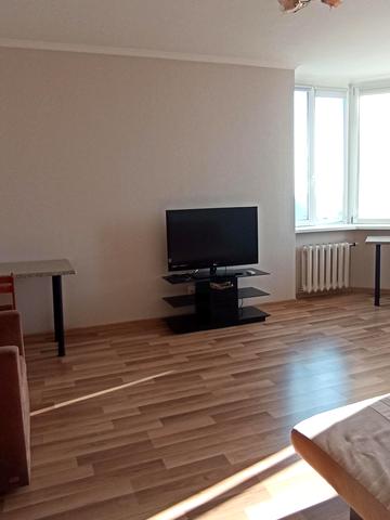 Осіння вул., 33