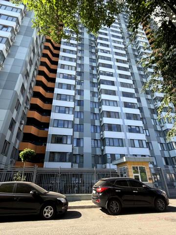 Канатна вул., 13