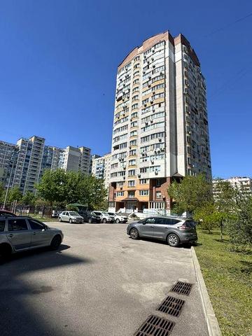 2-к Григоренка 13Б з паркомісцем Позняки Осокорки