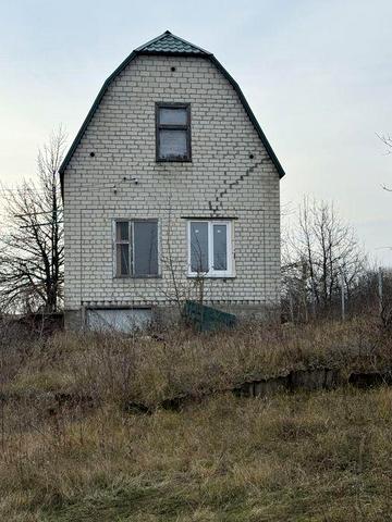 Продам дачу та земельну ділянку