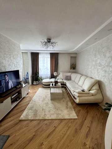 Продам 3к квартиру в центрі з ремонтом