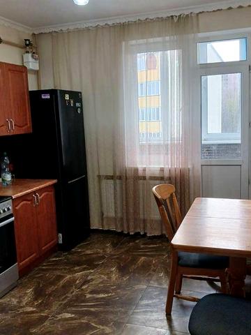 ЗДАЕТЬСЯ 2 Х КІМНАТНА КВАРТИРА ,В ХОРОШОМУ СПАЛЬНОМУ РАЙОНІ. БЕЗ РІЄЛТОРІВ!!