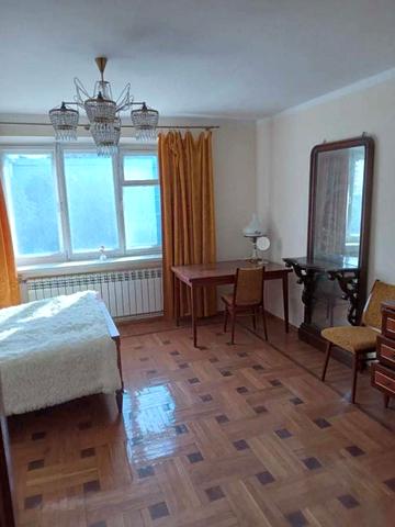 Адміральський просп. (Патріса Лумумби), 1