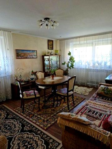 Продається дворівнева квартира у Вишкові