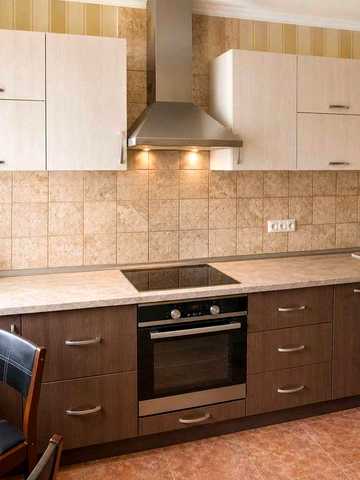 Продаж 2-кімнатної (95м²) укомплектованої квартири в м. Київ, вул. Анни Ахматової, 22, Власник