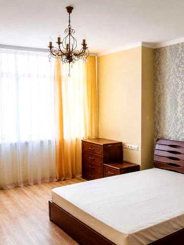 Продаж 2-кімнатної (95м²) укомплектованої квартири в м. Київ, вул. Анни Ахматової, 22, Власник