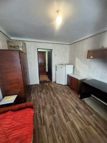 Продам 1к.в гуртожитку,Польова