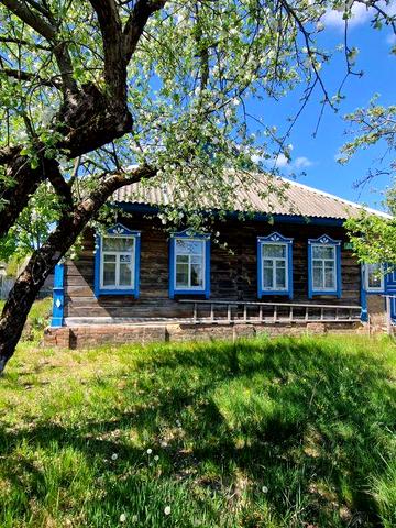 Продам будинок в Сухолуччя з великою ділянкою