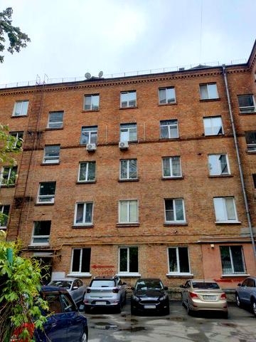 Продається 2 кімнатна квартира на вулиці Татарська 18б