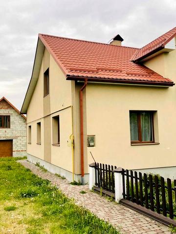 Продаж будинку біля Львова! Гарна локація, велика ділянка!