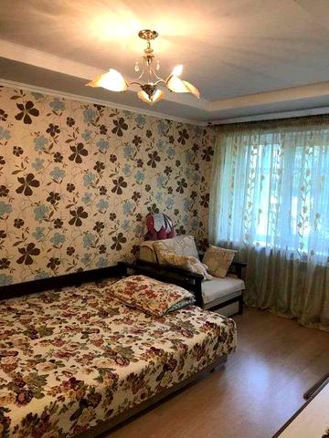 Продам 1 кім. квартиру з ремонтом, Кубанської України 15/13, Лісова