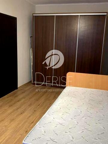 Продам 2-к, бульвар Лесі Українки, 36/10, Печерськ, метро Звіринецька
