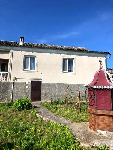 Продам чудовий дім від власника  в 5 км від міста Камянець-Подільский.