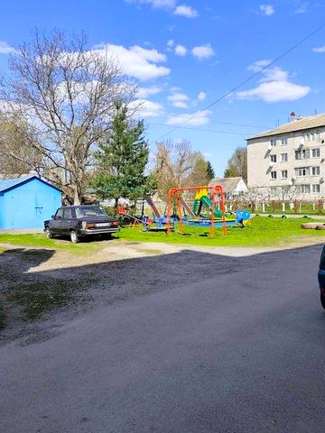 Квартира 92м2, в центрі смт Гребінки