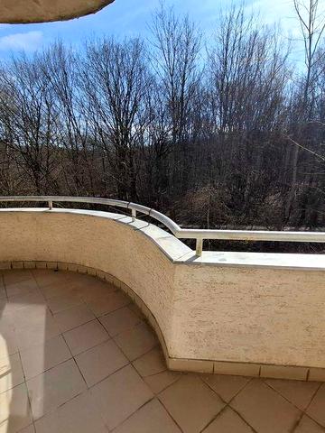 Оренда 3 кімнатної квартири у новобудові вул Олександра Олеся, 25В. Автономне опалення. Ремонт
