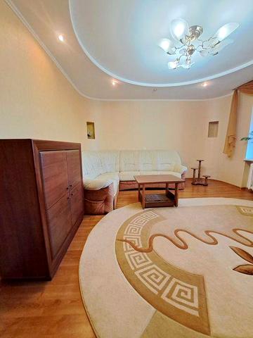 Здам в оренду 3-к квартиру в р-ні Черемушок (довгостроково)