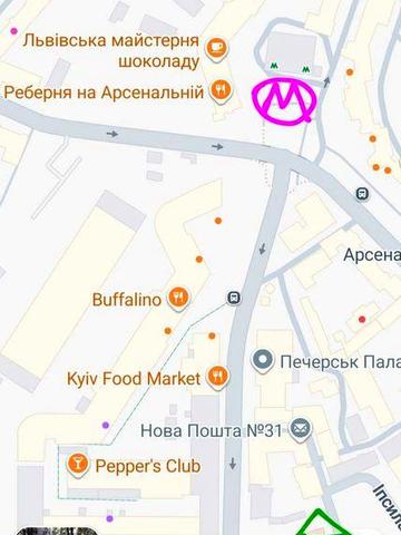 Левандовська, 4, метро Арсенальна, економ-житло в центрі