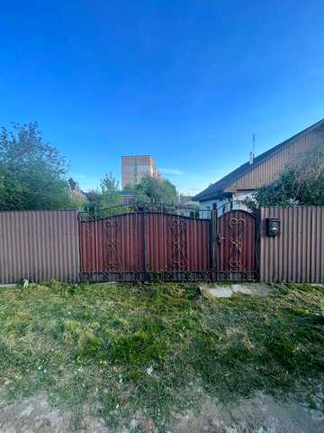 Продається житловий будинок