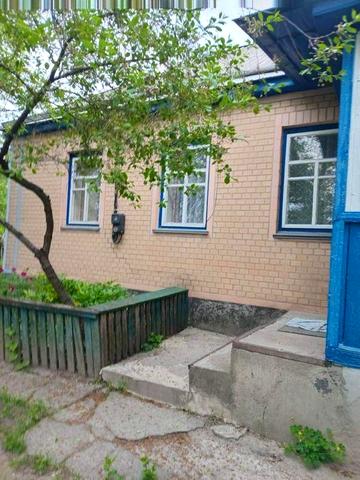 Здам в оренду будинок в с. Гарбузин (5 км від Корсуня). 0,18 га