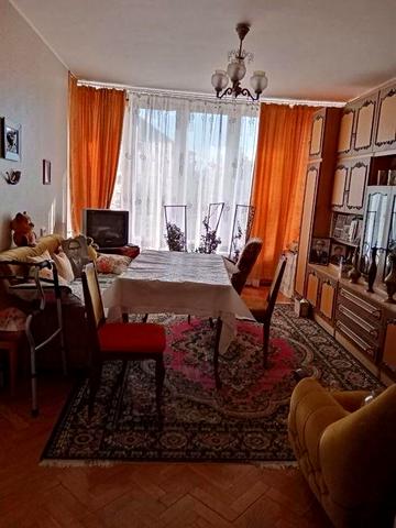 Продаж 3 кв-ри 94 м Центр Печерськ Вул. Омеляновича-Павленко 19 Вільна