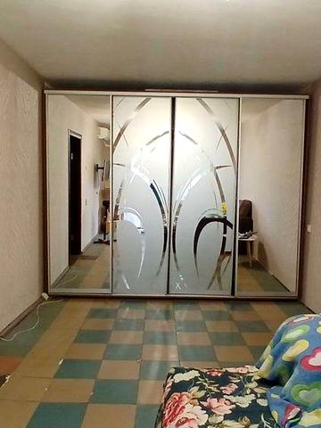 Сдам 2-комнатную квартиру возле Макдональдса, пос. Котовского.  Газ. 5 000 грн/мес.