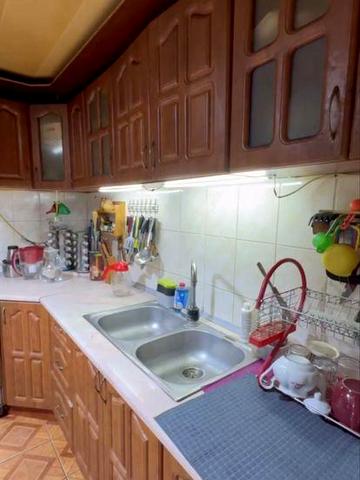 Продам двоповерховий будинок Большевік