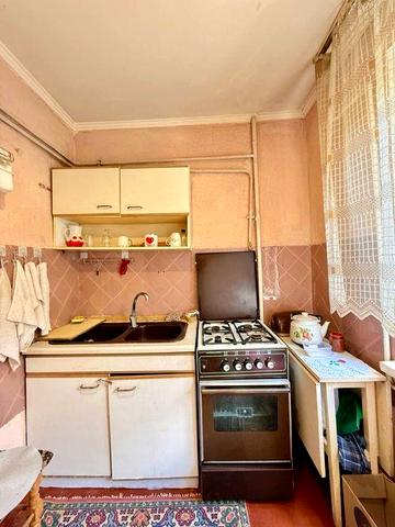 Здам 1 кімнатну, вул.ГОЛОВНА (ТЦ ДЕПОТ), необхідні МЕБЛІ та ТЕХНІКА, є БАЛКОН, ВІЛЬНА!